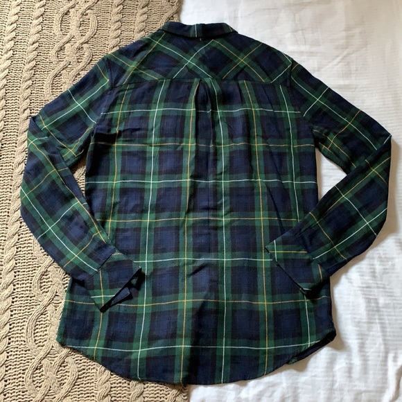 Soft plaid button down shirt - Picture 3 of 3